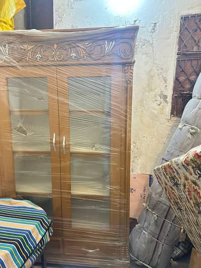 show case new condition