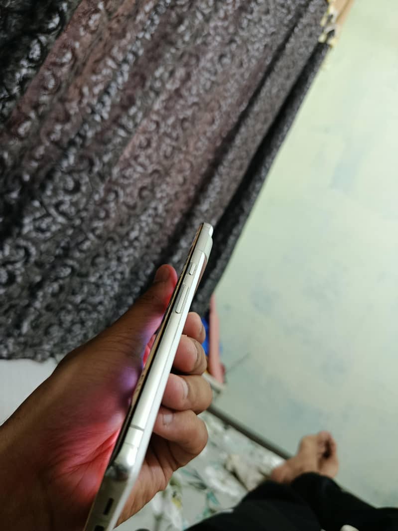 Google pixel 7 pro 4