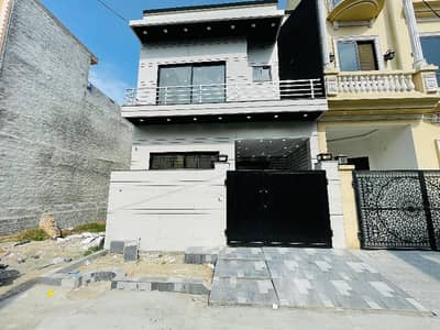 Prime Location 675 Square Feet House For sale In Rs. 13500000 Only