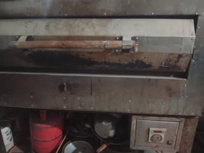 Manual Pizza Oven | 2 Stainless Steel Cutters