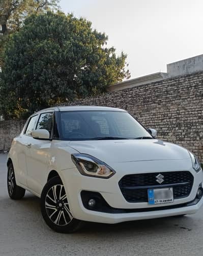 Suzuki Swift GLX CVT 2022 (03349020550)