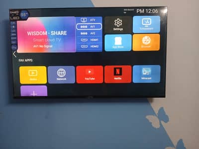 . Samsung 43"AU7000 4k Samart LED TV