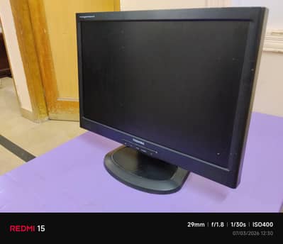 Toshiba TekBright 20" Widescreen LCD Monitor - Excellent Condition
