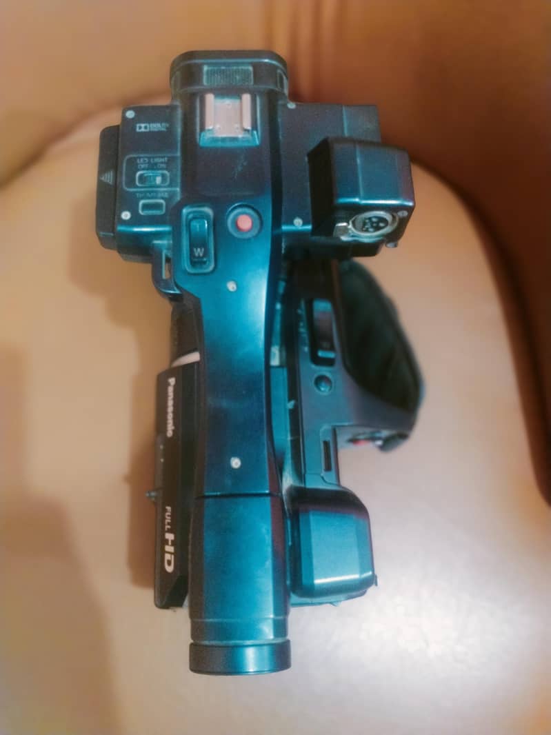 pv 100 1