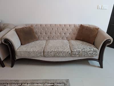 Elegant Velvet 7-Seater Sofa Set with Cushions - Excellent Condition