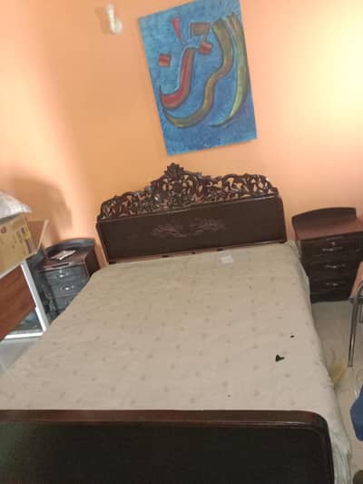 Pure Sheesham Wood Royal 4-Piece Bedroom Set