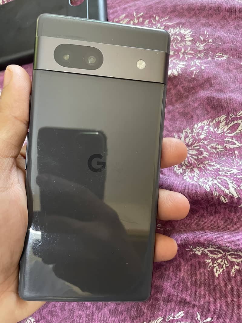 Google pixel 7a 3