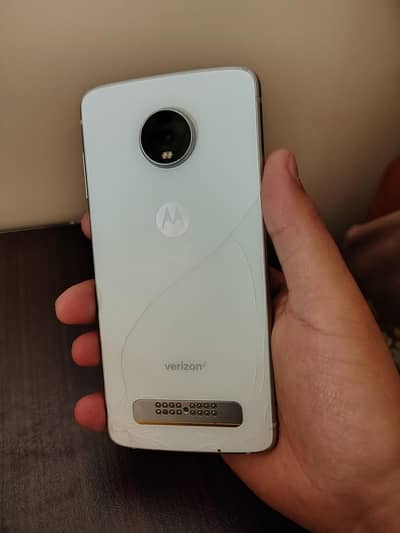 Motorola z4 camera phone