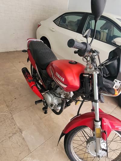 Neet and clean motorcycle buy and drive first hand used