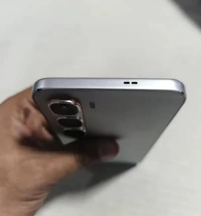 INFINIX HOT 60 PRO 8+8 RAM 128 GB