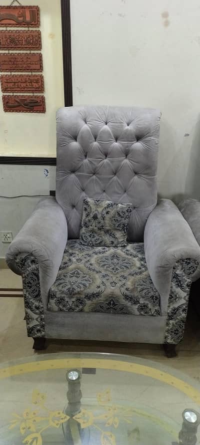 5 Seater Sofa set for sale in good condition