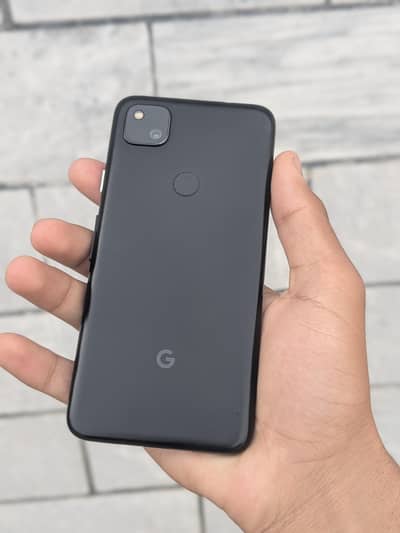 Pixel 4a Condition 10\10 as shown in pic 33k
