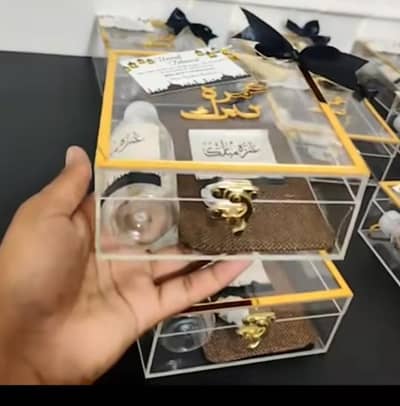 Acrylic Gift Box
