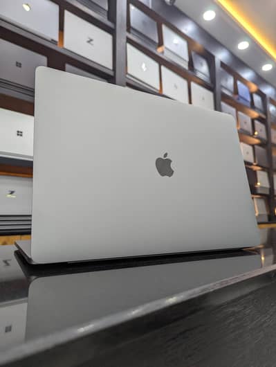MacBook Pro 16” 2019 Core i7