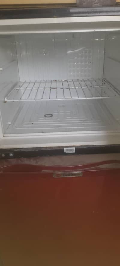 Dawlance clean fridge