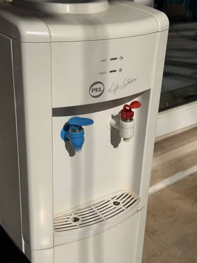 PEL Water Dispenser Hot and Cold