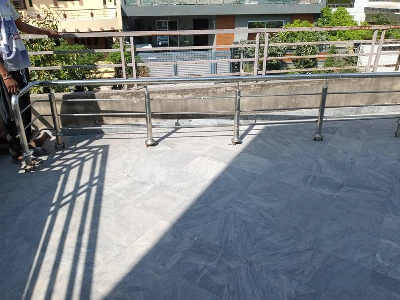 سٹیل سیفٹی گیرل 4