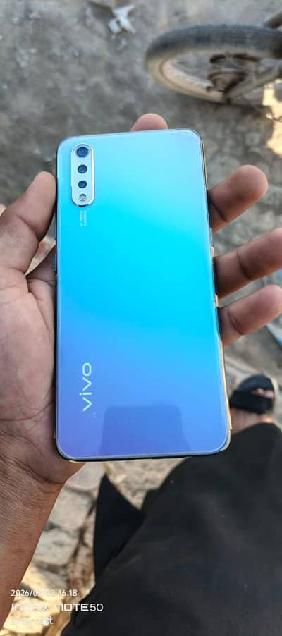 vivi s1 ful condition 10/10