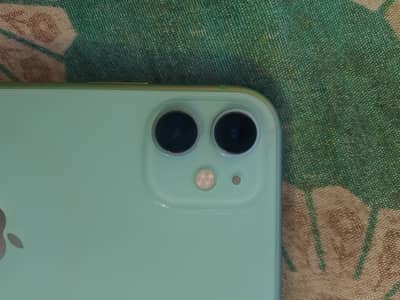 Iphone 11 factory unlocked:128 gb:battery health 86