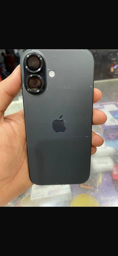 iPhone 16 factory unlock