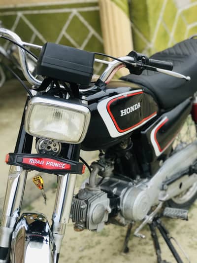 Road prince 2020 (0312 0551848)