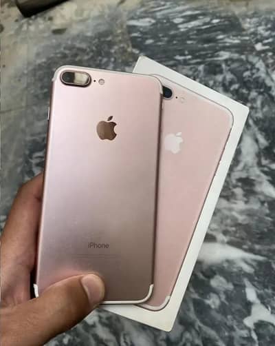 iphone 7 plus 128 GB my WhatsApp number 03 25 022 67 56