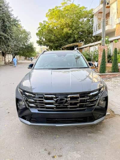 Hyundai Tucson Signature AWD TOTAL GENUINE Top of Line