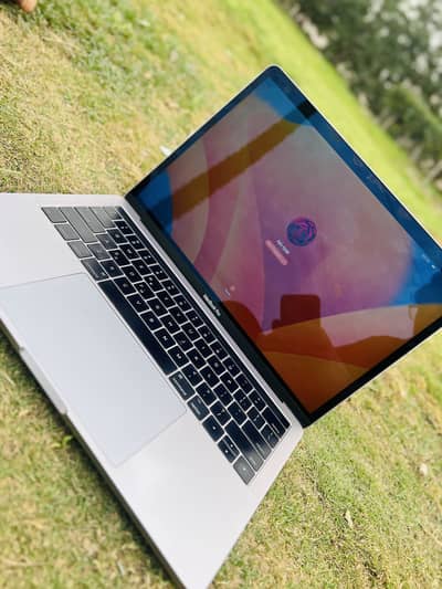 Macbook Pro 2017 (13 inch)