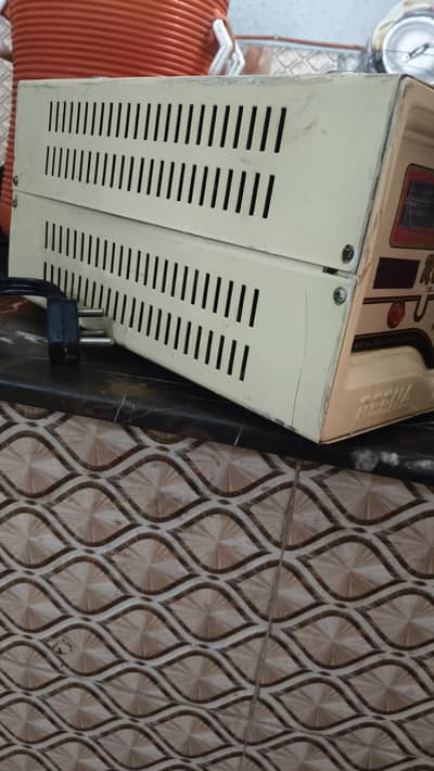 Voltage Stabilizer for Fridge / AC