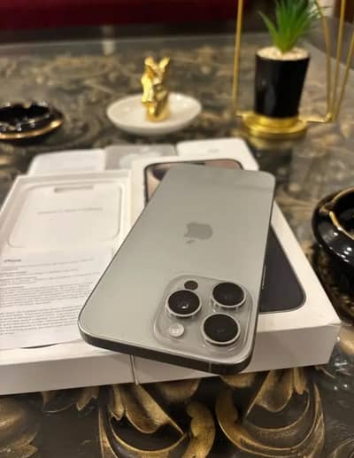 Iphone 15 pro max 256gb 10/10