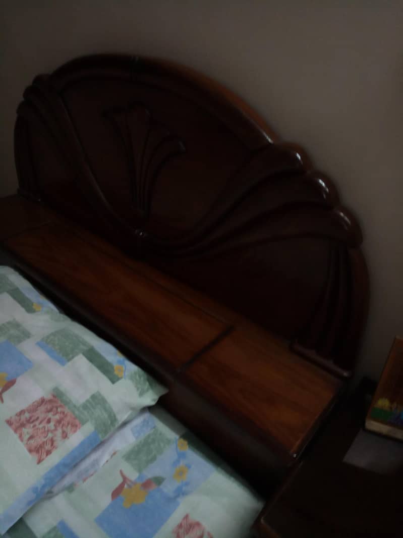 one single bed 3