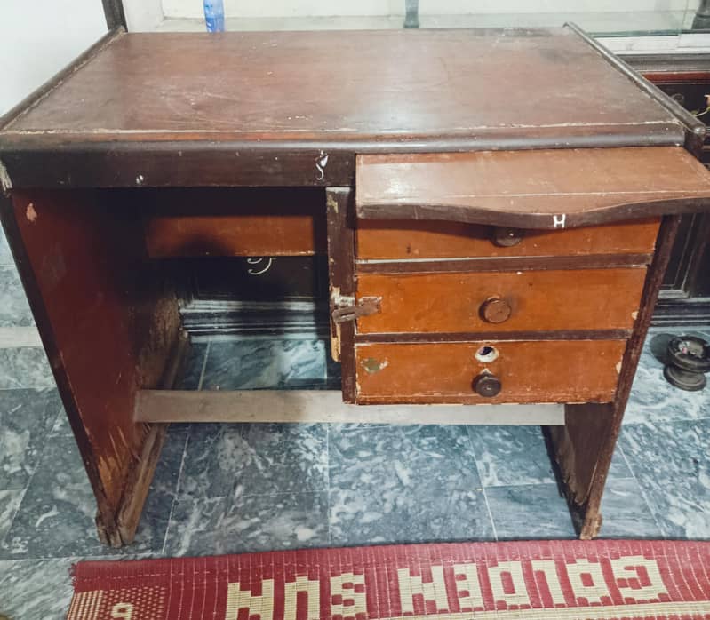 Bed, side tables, Dressing, Table, showcase, 5