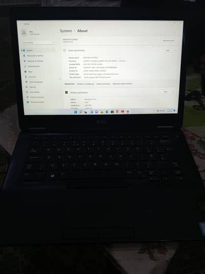 Dell i5 7th generation 8/256, touch.