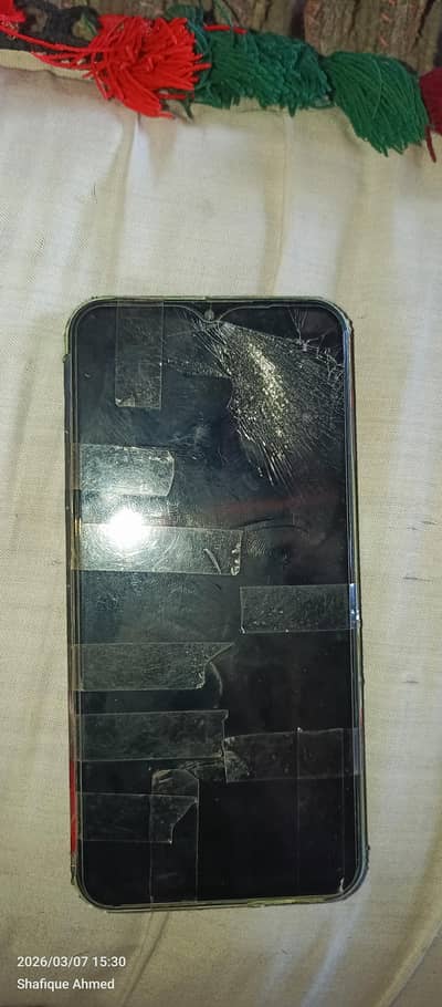 Samsung Galaxy A24 for sell with bux   screen damage
