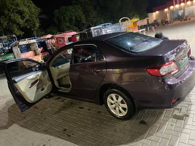 Toyota Corolla Altis 2013