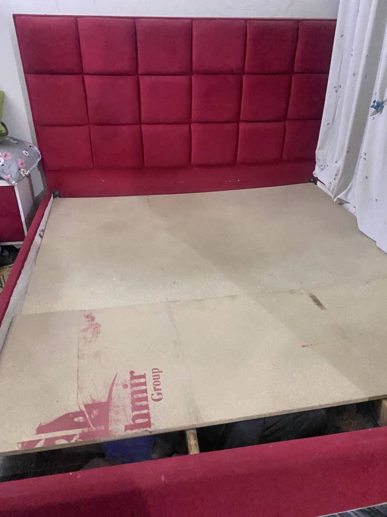 Bed dressing table and one side table 3