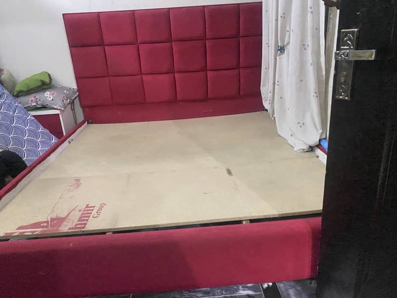 Bed dressing table and one side table 5