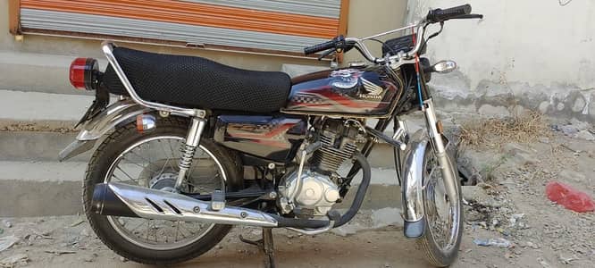 Honda 125 23/24 modal