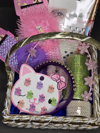 Eid gift boxes and baskets