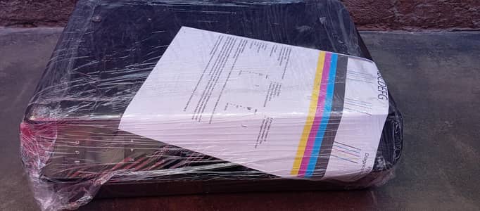 Hp Envy 4500 colour black wireless photocopy ALL OK LUSH CONDITION HA