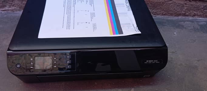 Hp Envy 4500 colour black wireless photocopy ALL OK LUSH CONDITION HA