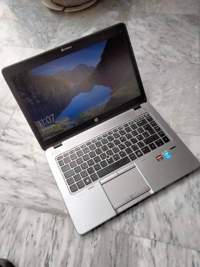 Hp 840 core i5 4th gen 16gb ram Amd graphics