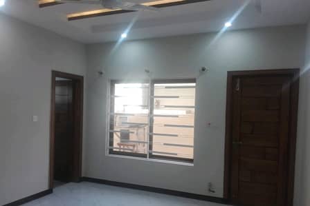 Rent The Ideally Located Upper Portion For An Incredible Price Of Pkr Rs. 38000