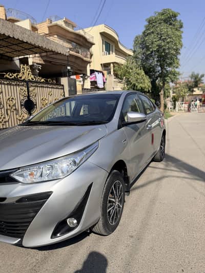 Toyota Yaris 1.3 ATIV cvt-i 2020 model seal pack condition B2B genuine