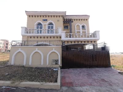 Avail Yourself A Great On Excellent Location 5 Marla House In Rose Garden