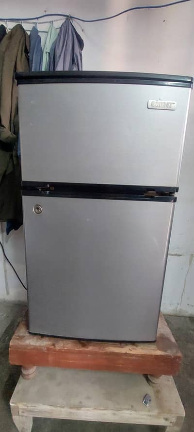 orient room fridge