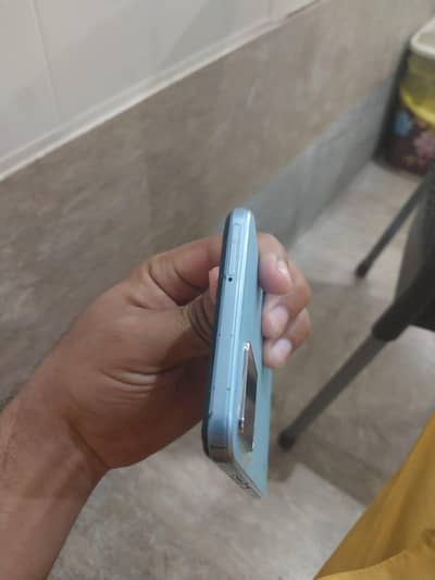 mobile for sale only interested people contact me