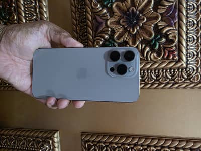 IPhone 15 Pro Max 256 GB titanium