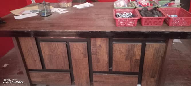 office table condition 10 by 10