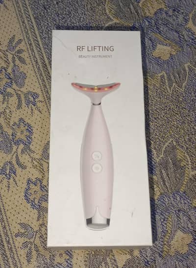 RF lifting beauty instrument
